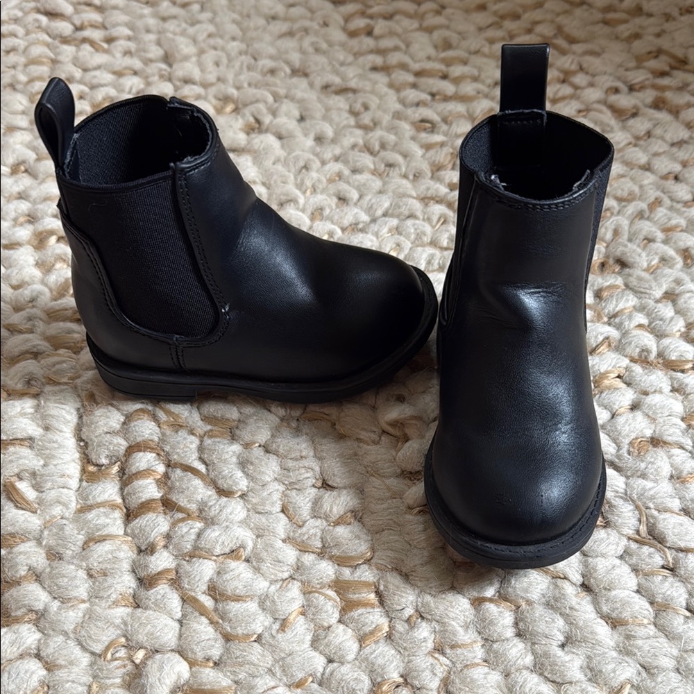 GAP Kids Chelsea Boots
